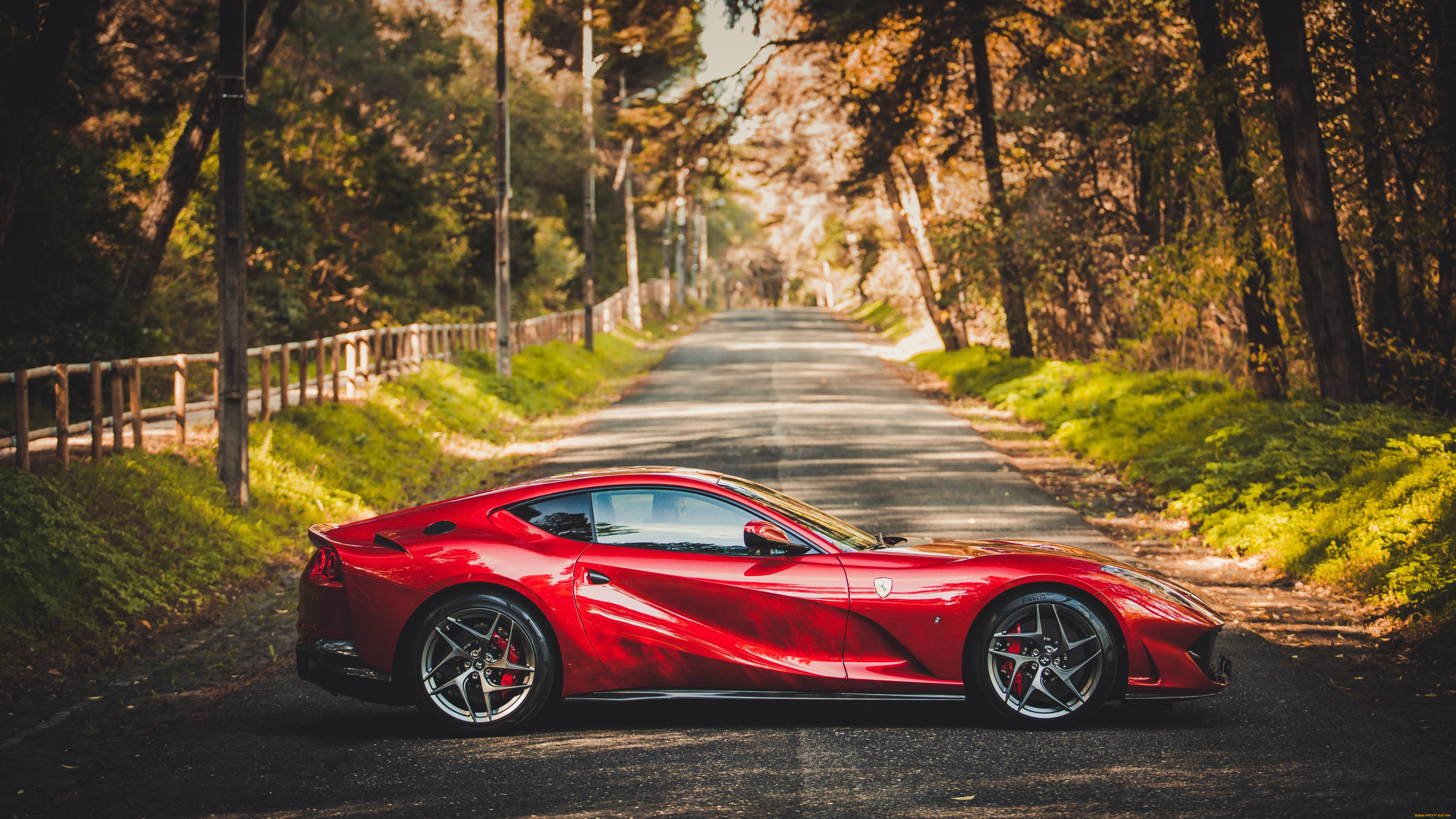 , ferrari, 812